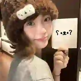 爱上多人的头像