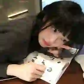 蚂蚁牙很黑的头像